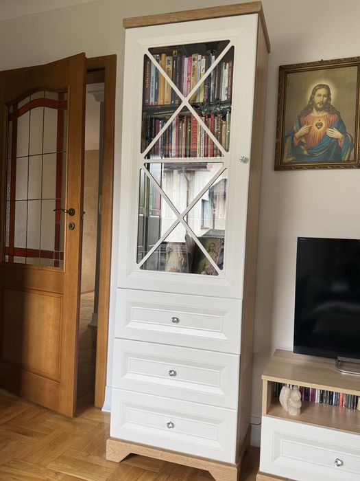 Meble pokojowe białe