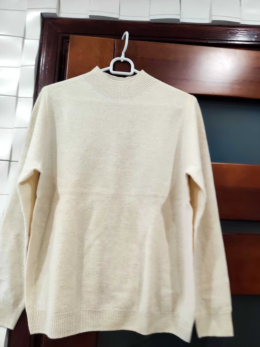 Sweter damski moda