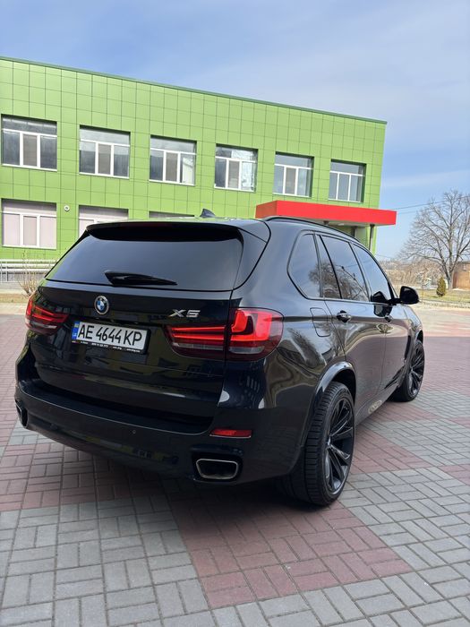 Продам СРОЧНО BMW X5 F15 3.0d