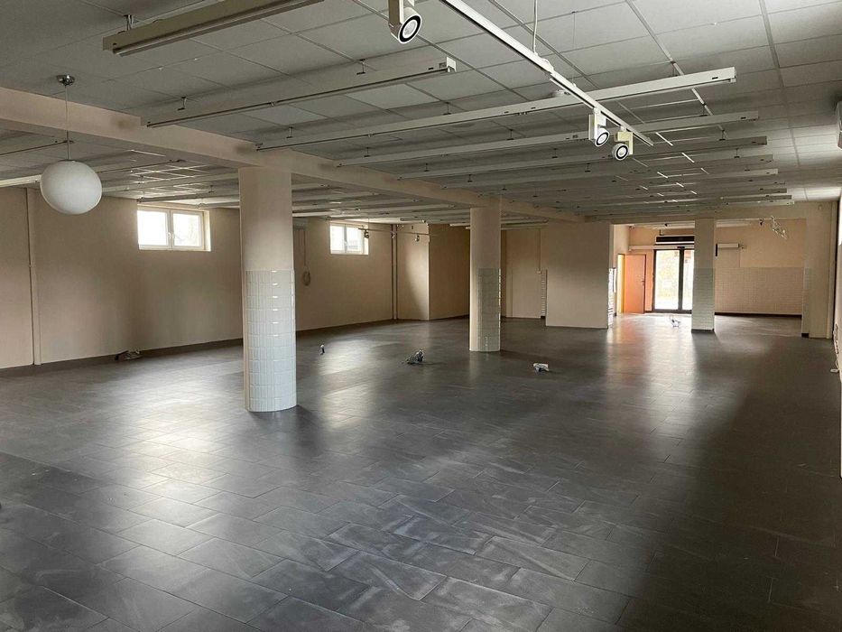 Budynek Handlowo- Usługowy  Do Wynajęcia Parter 340m2