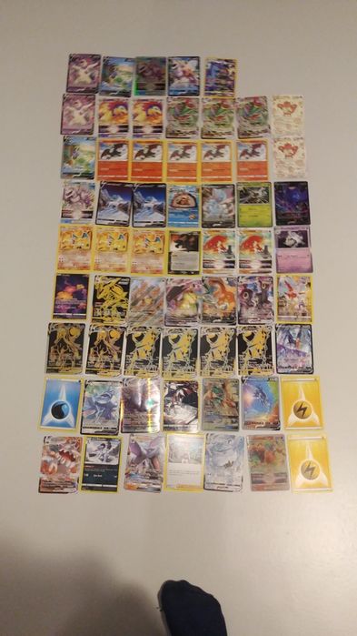 Karty kolekcjonerskie Pokemon