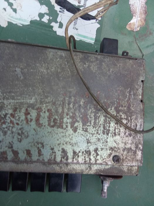 Dois rádios vintage japoneses. Toyota!  3 rádios Blaupunkt!