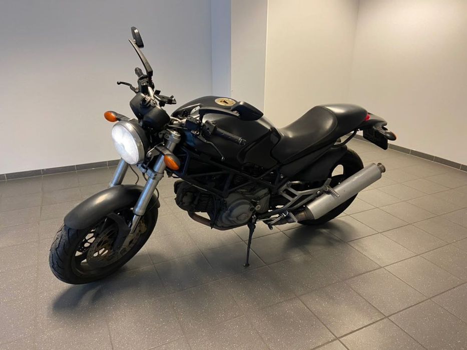 Ducati Monster 620 Dark 2004 — belíssima, precisa de amor