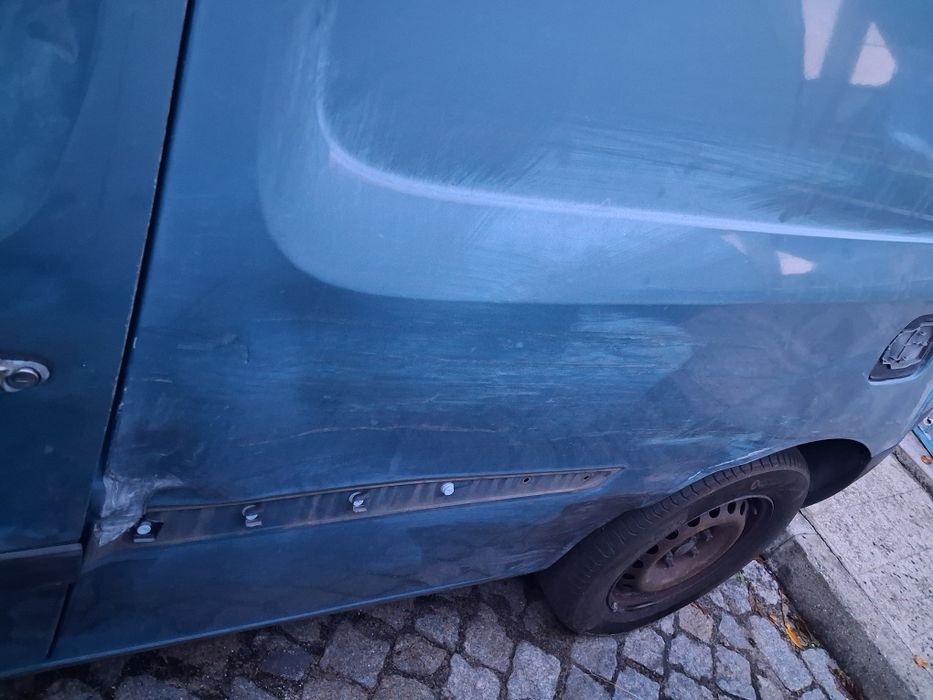 Renault kangoo de 2008 salvado