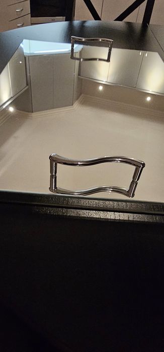Vendo Bandeja feita por um Artesão Vidreiro. Vendo 10 Taças de ceramica de Alcobaça