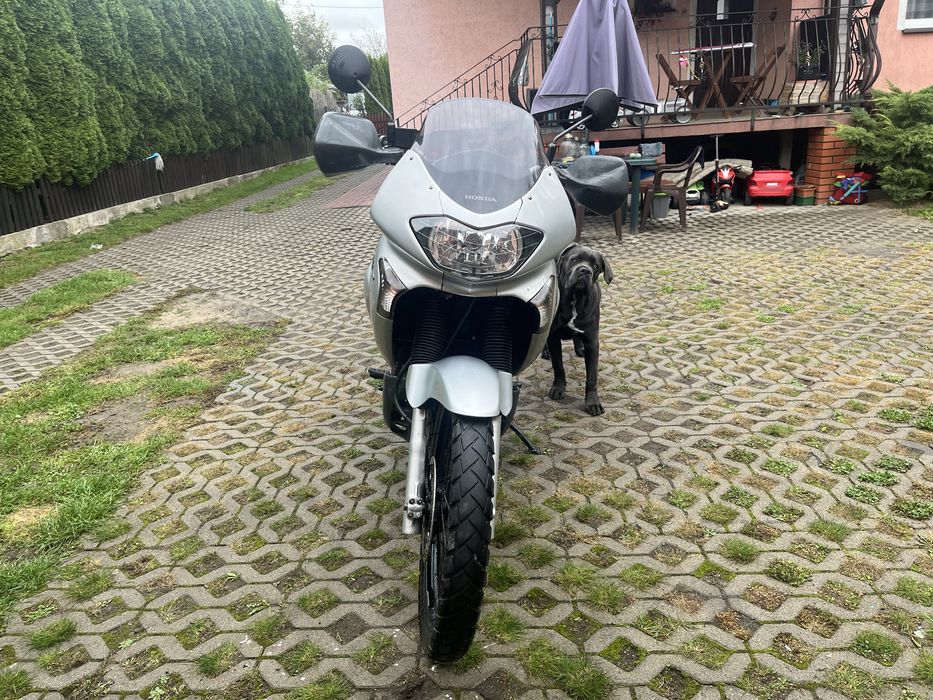 Honda Transalp XL650V 2007 rok