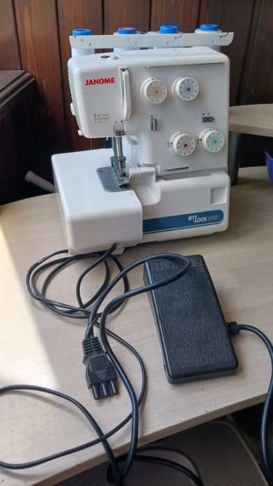 Оверлок  Janome MyLock 205D