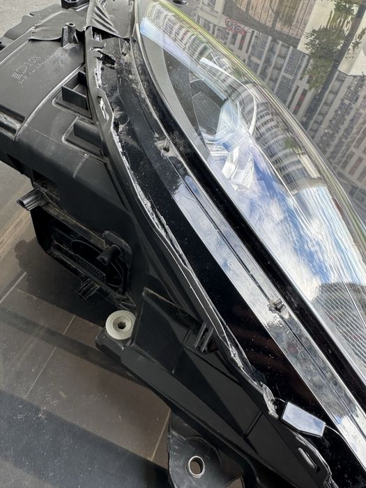 Фара Porsche Macan 23+