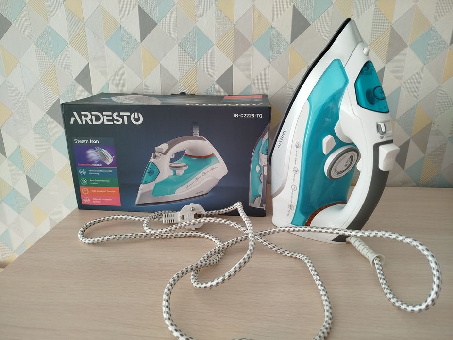 Праска (утюг) Ardesto