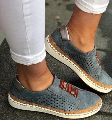 Sprzedam pół buty ażurowe