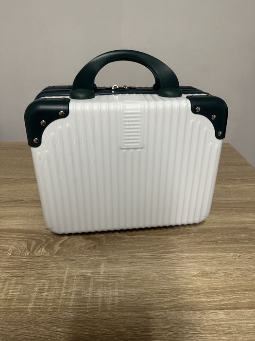 Mala de viagem auxiliar