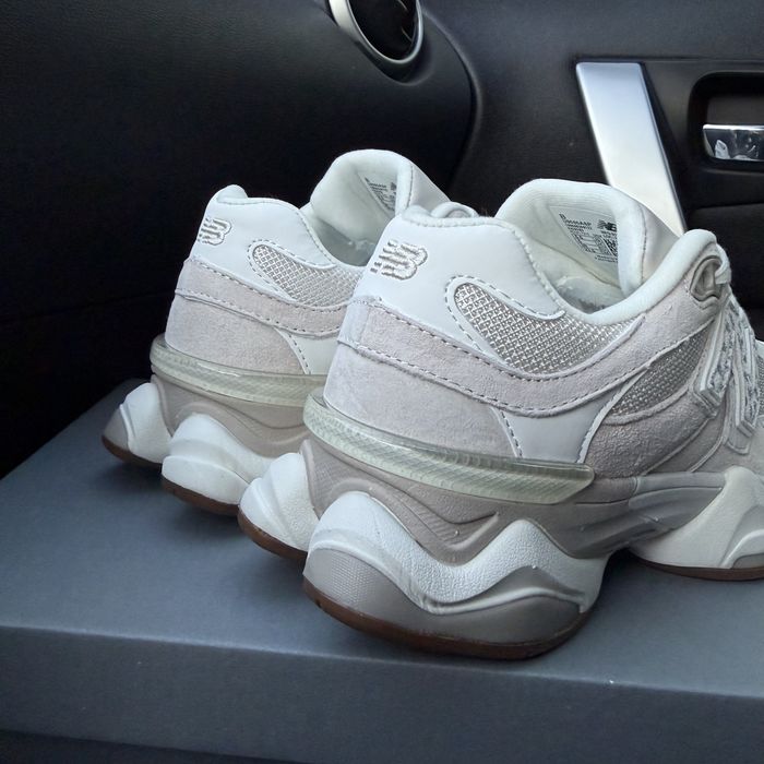 Жіночі кросівки нюбеланс бежеві New balance 9060 Beige Leopard
