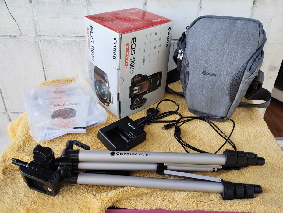 Цифрова дзеркальна камера canon 1100d body + ef-s 18-55 + ef 28-135 + кофр + штатив