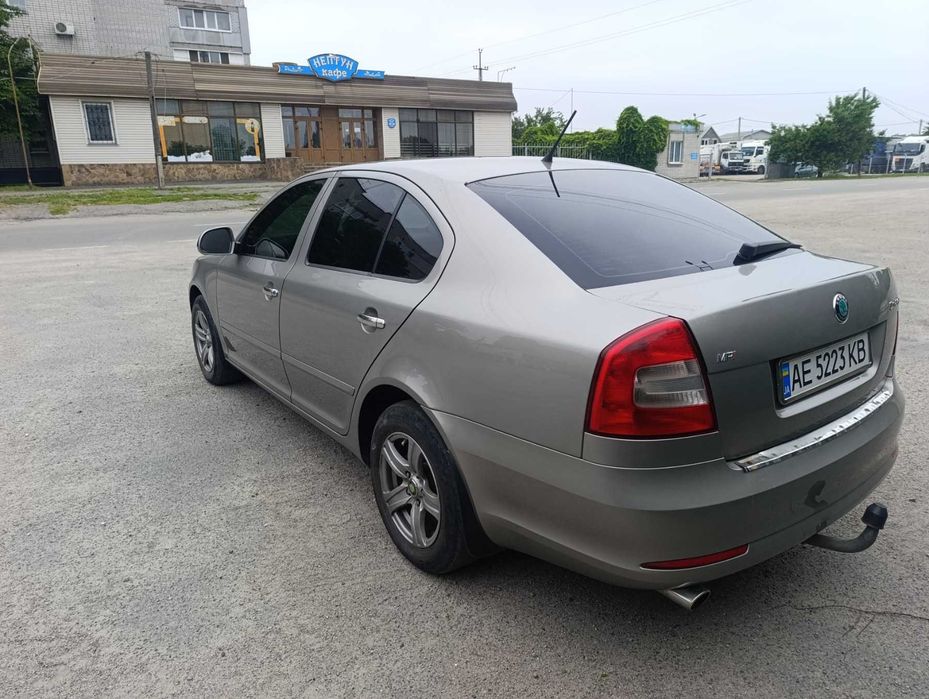 Продать автомобіль
