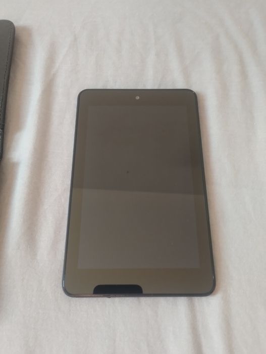 Tablet Dell venue7 3740 LTE stan dobry razem z klawiaturą