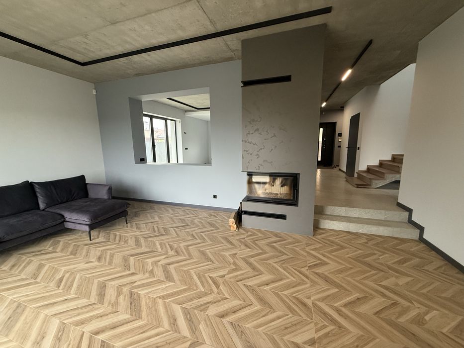 Окремий будинок собняк дім