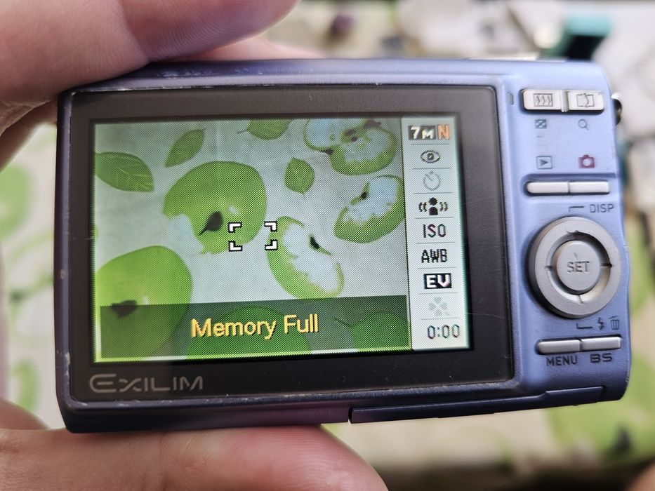 Фотоаппарат Casio EX-Z75