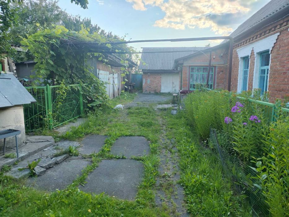 Продам будинок. 80 км від Києва. Село Термахівка