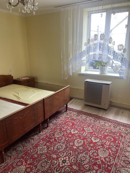 Квартира з гарним ремонтом в м. Перечин.