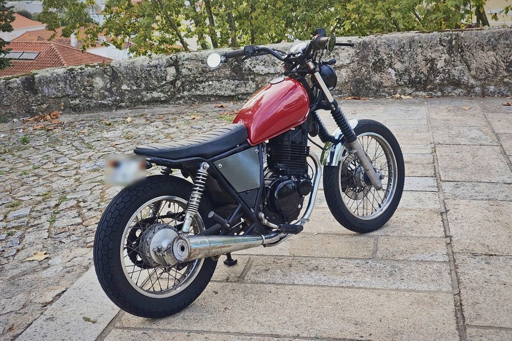 Suzuki GN250 · 1999 · Scrambler personalizada