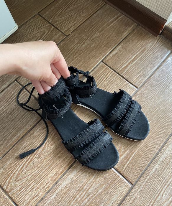 Босоножки bugatti, 38