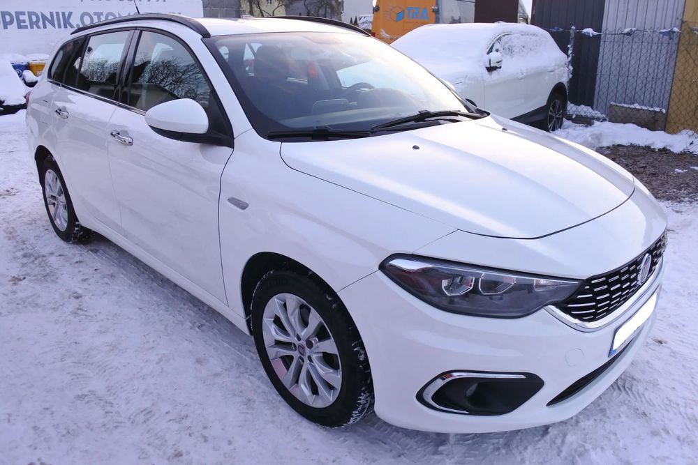 Fiat Tipo 1.4T 120KM+FABRYCZNY LPG* LIFT* Ledy* Navi* Czujniki cof* Klimatronik