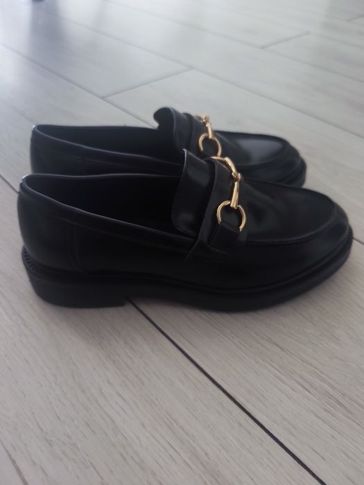 Sprzedam mokasyny 36