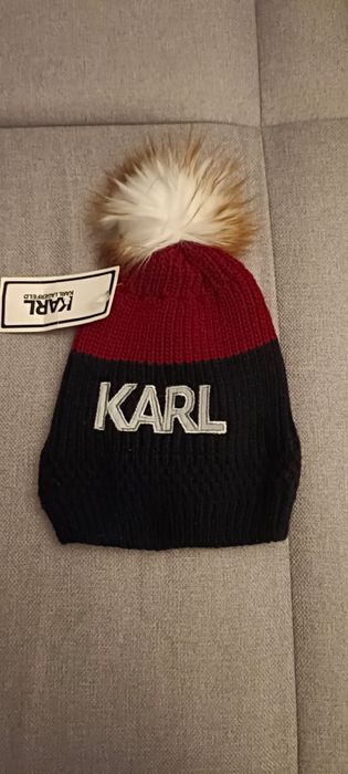 Karl lagerfeld czapka zimowa świeci