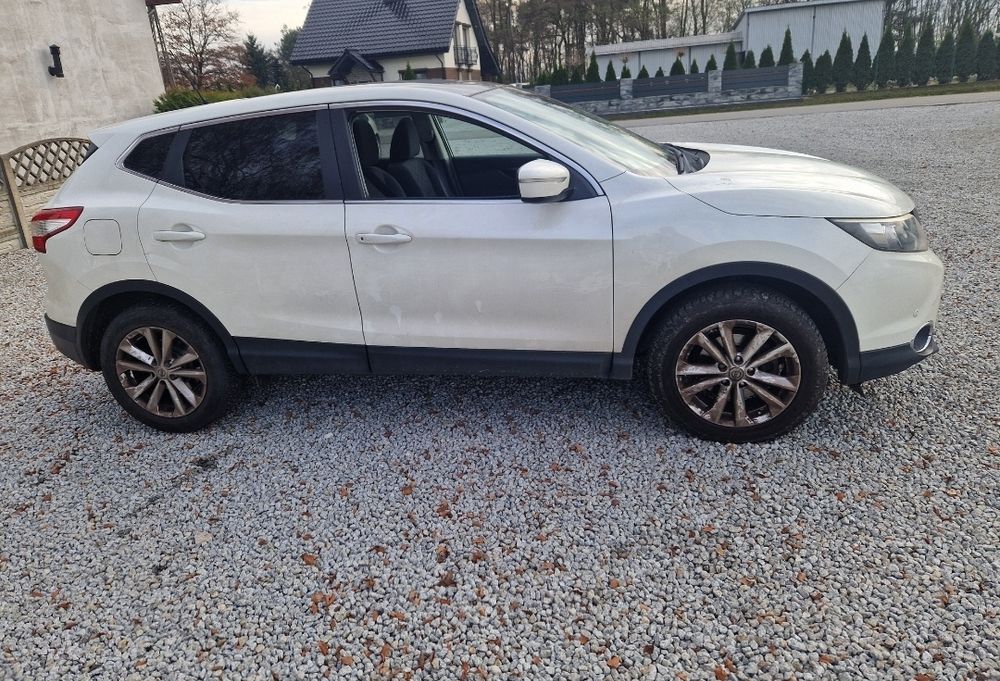 Nissan Qashqai Anglik