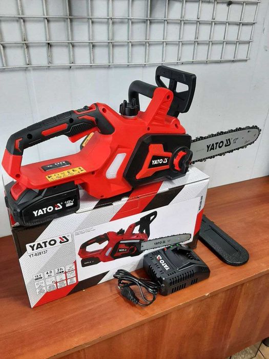 Акумуляторна пила YATO YT-828137 шина 30 см + АКБ 4Агод і зарядка