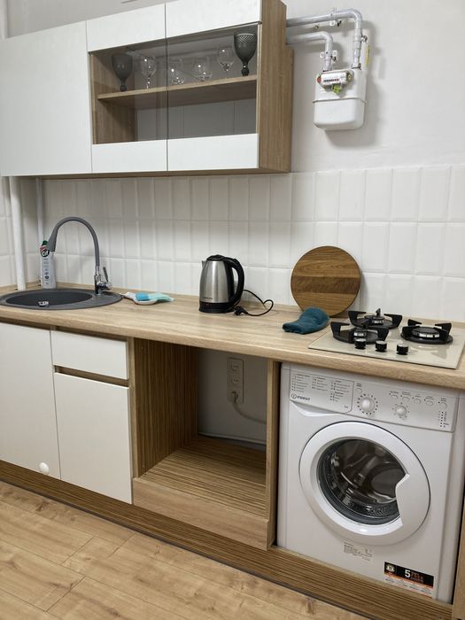 Центр, автовокзал ,  р- н  Артема,(лікарня  Тисячка)