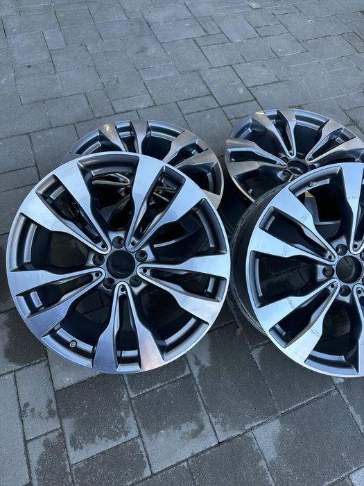 Диски литі різновильотні 5/112/20 Мерседес