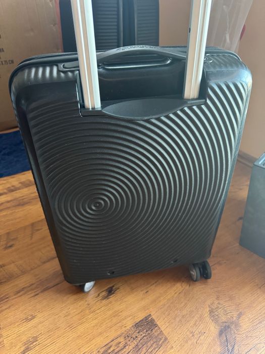 Walizka kabinowa American Tourister SoundBox 55cm