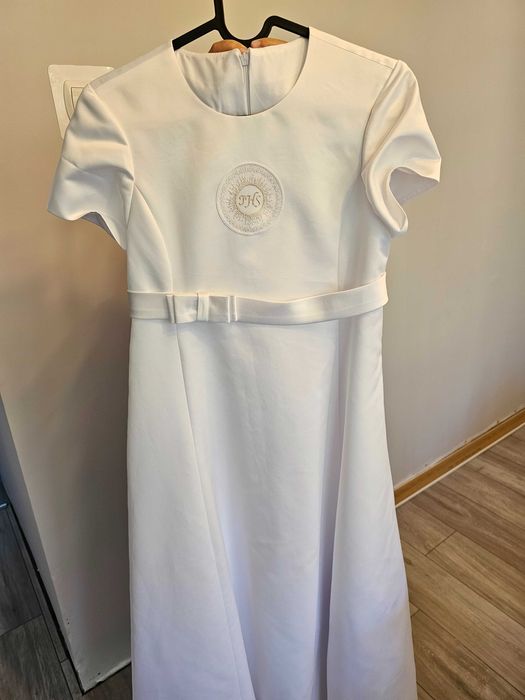 Alba komunijna dziewczynka