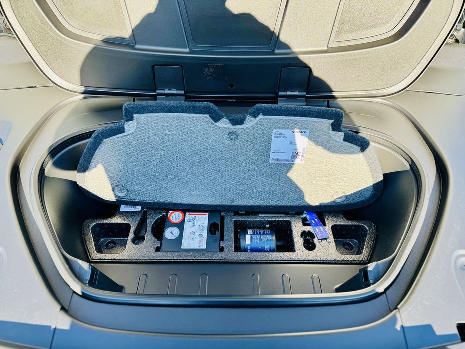 Volvo XC40 P8 Electric 78kWh AWD Ultimate 2022р