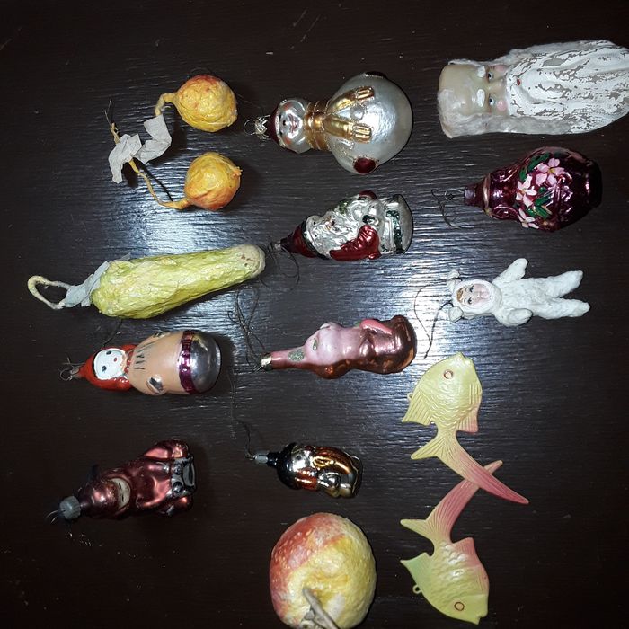 Лот  старых новогодних елочных игрушек периода 60- 70 г