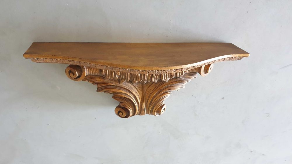 Prateleira de Parede Barroca do Século XVIII em Madeira Maciça Dourada