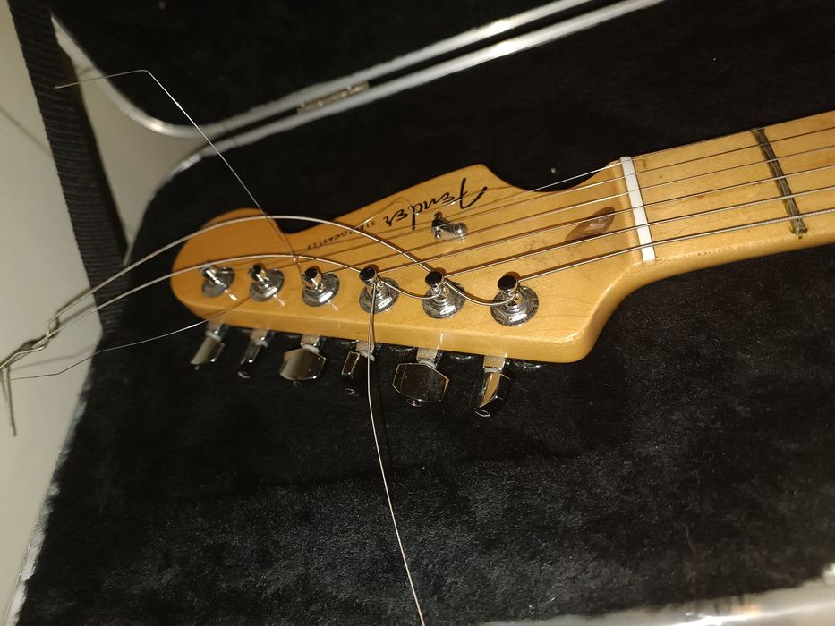 Fender Stratocaster American Deluxe circa 2014 w/ hardcase