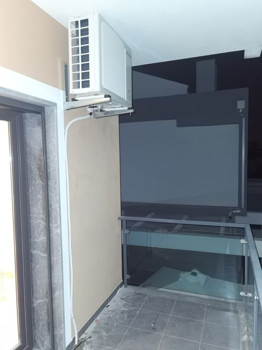 Montagem e manutenção de ar condicionado e