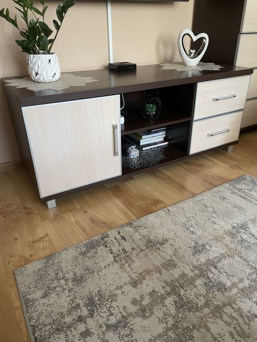 Regal tv+ dwie szafki nocne