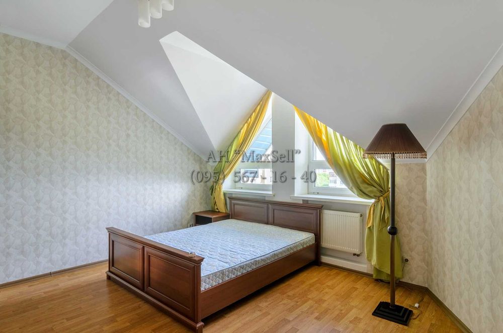 Продам 2-рівневу квартиру в центрі міста в елітній новобудові