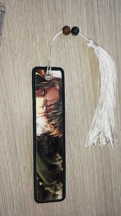 Marcador de livros Levi Ackerman Porta chaves anime attack on titan