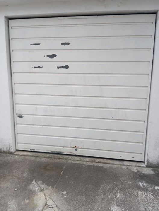 Garagem fechada - Ermesinde