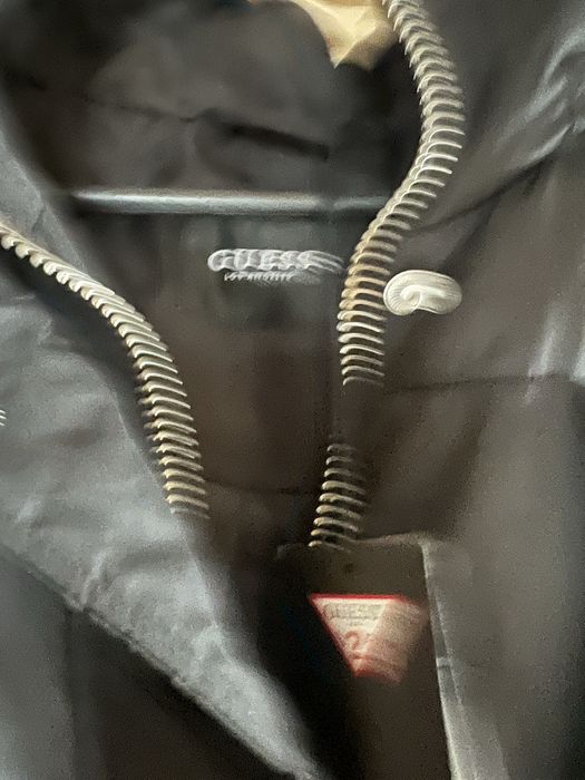 Kurtka Guess   M  Nowa