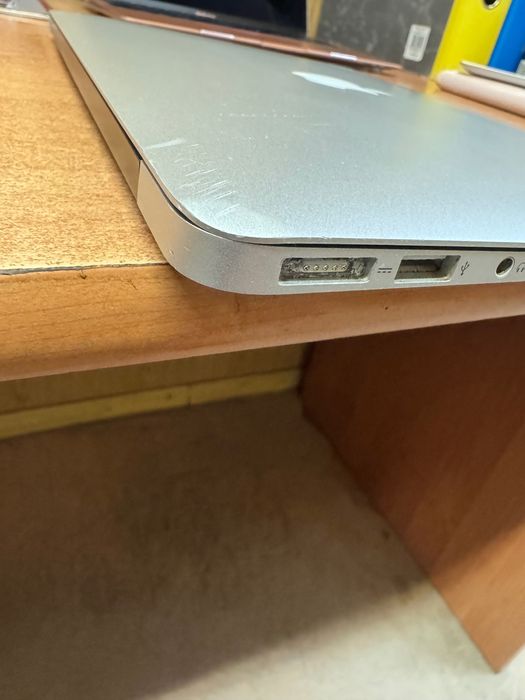MacBook Air A1466