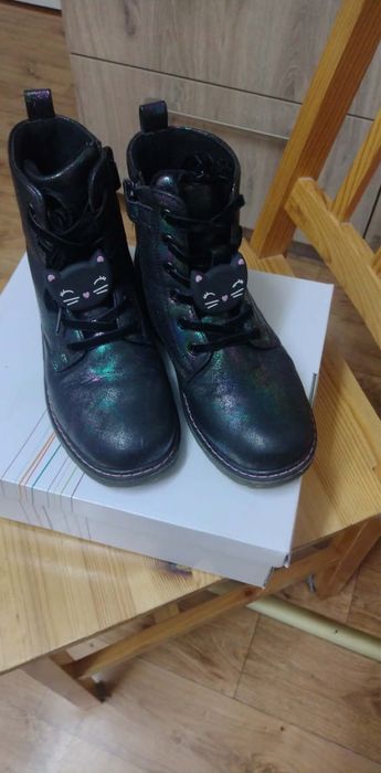 Buty dla dziewczynki