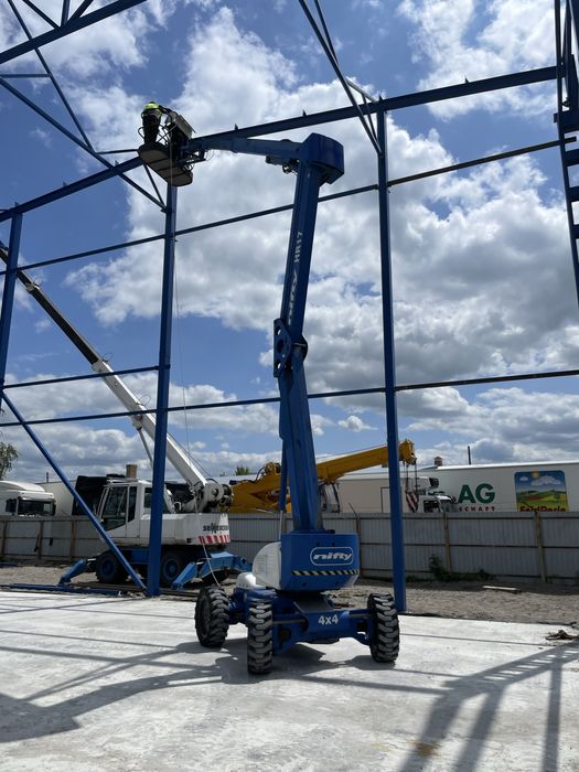 Оренда підйомників ножничні,колінчасті підйомникі Niftylift Skyjack