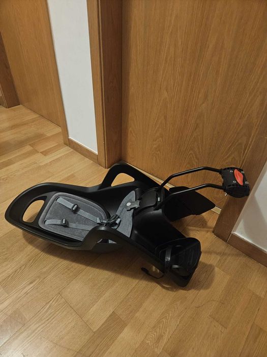 Cadeira de Bicicleta Bebé (usada 2 vezes)