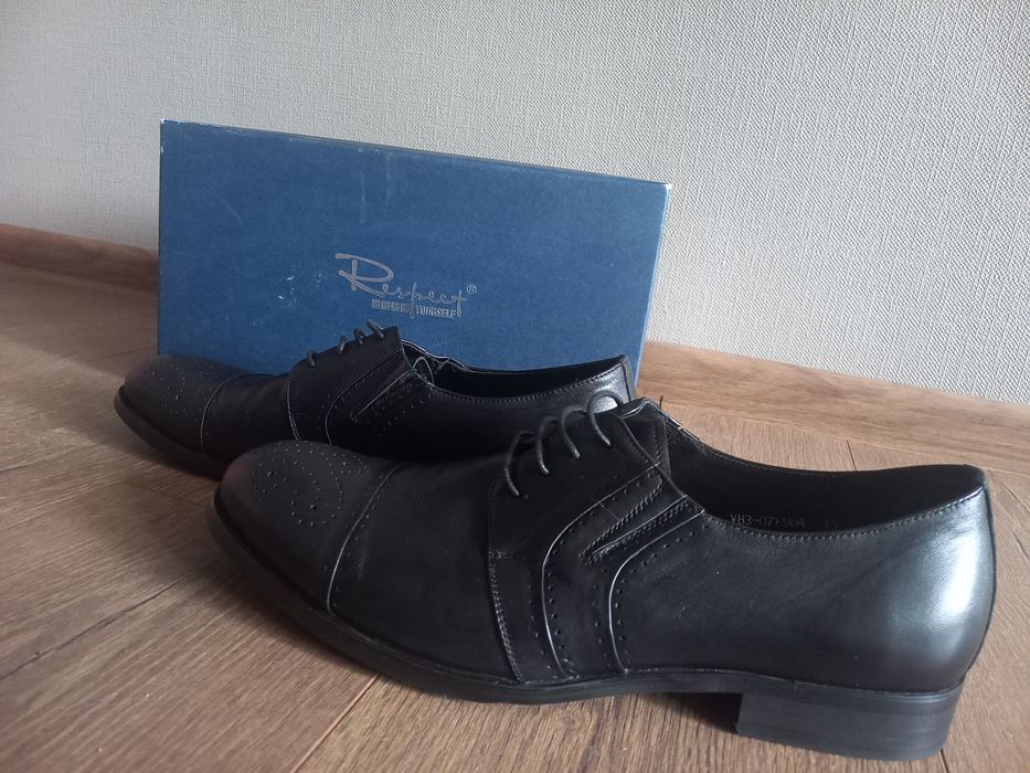 Класичні чоловічі туфлі