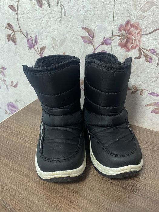 Дутіки,ботинки 25р